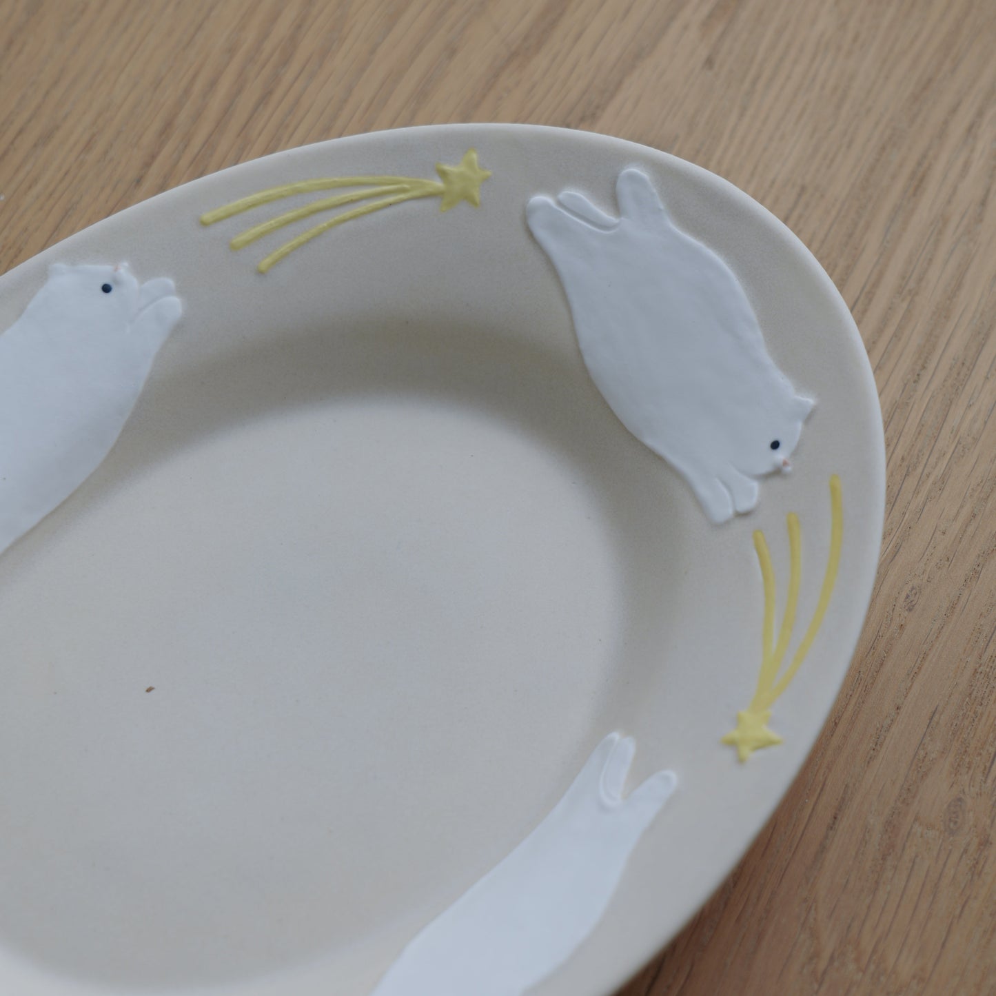 Meow Catching Star Oval Plate - White