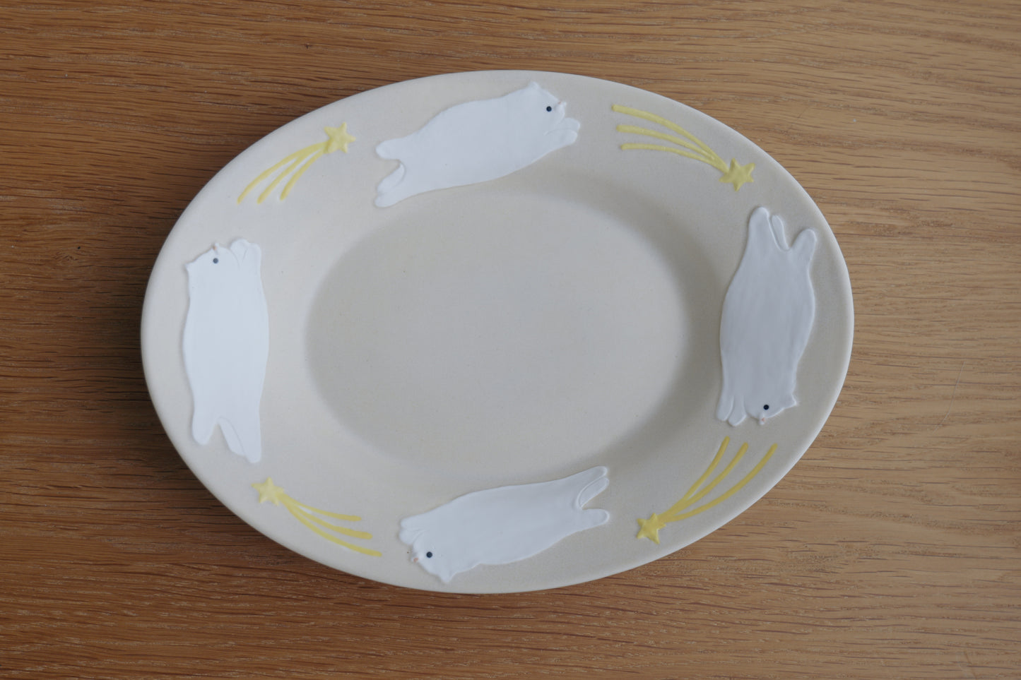 Meow Catching Star Oval Plate - White