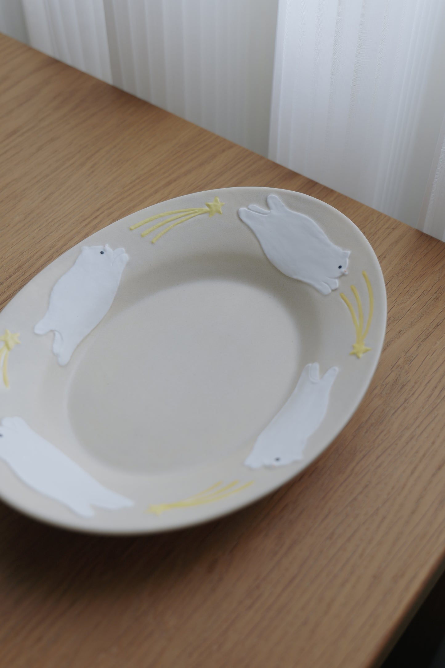 Meow Catching Star Oval Plate - White