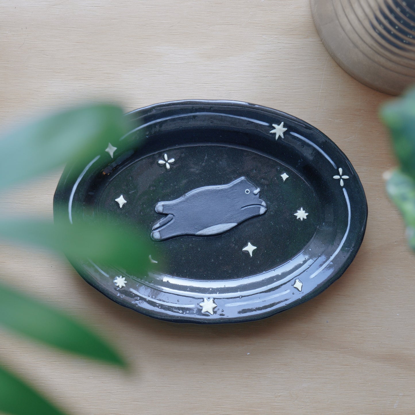 Meowy Star Oval Plate - Black (S)